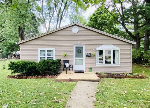 Property at 1310 Oak Ave, Lafayette, IN 47905, 2 beds, 1 bath