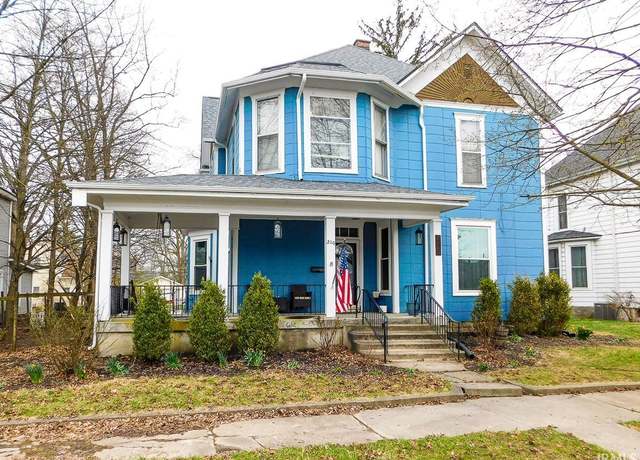 Property at 210 W Wiley Ave, Bluffton, IN 46714, 3 beds, 2.5 baths