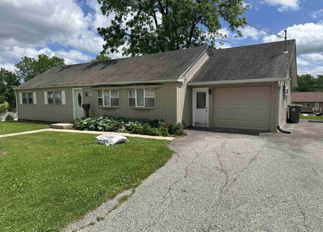 Property at 801 W 12th St, Bloomington, IN 47404, 4 beds, 1.5 baths