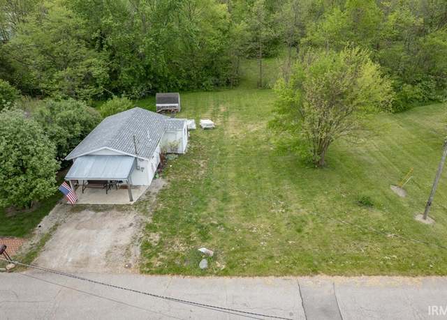 Property at 902 E Grant, Hartford City, IN 47348, 2 beds, 1 bath