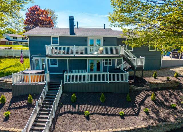 Property at 1609 E Schug Rd, Columbia City, IN 46725, 3 beds, 2.5 baths