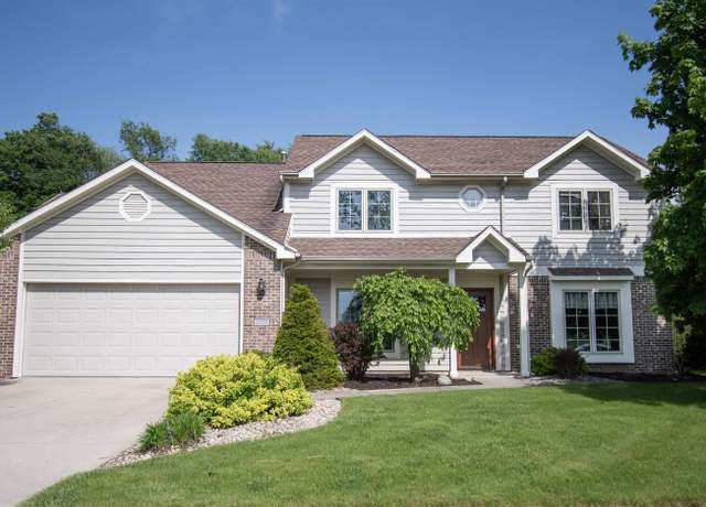 Property at 2205 Carnoustie Cir, Kendallville, IN 46755, 4 beds, 2.5 baths