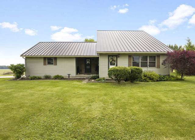 Property at 5428 Lilac Rd, Plymouth, IN 46563, 3 beds, 2 baths