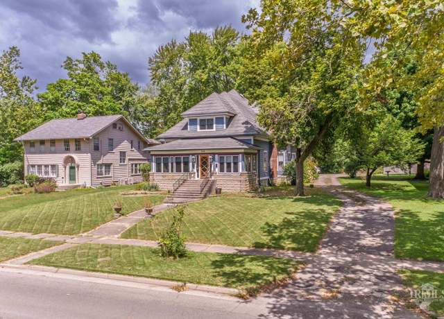 Property at 404 E Mcculloch Blvd, Muncie, IN 47303, 6 beds, 2.5 baths
