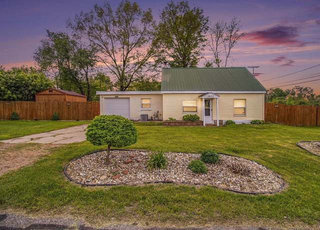 Property at 1652 N Sheridan St, South Bend, IN 46628, 3 beds, 1 bath