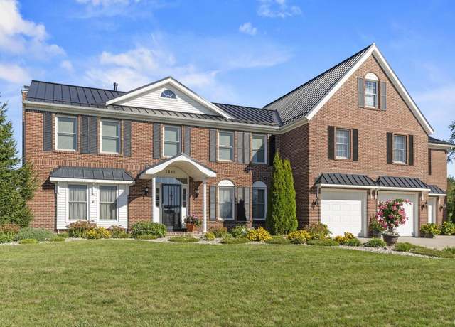 Property at 2902 Oak Borough Run, Fort Wayne, IN 46804, 7 beds, 5 baths