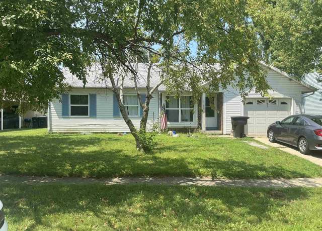 Property at 3302 Commanche Trl, Lafayette, IN 47909, 3 beds, 2.5 baths