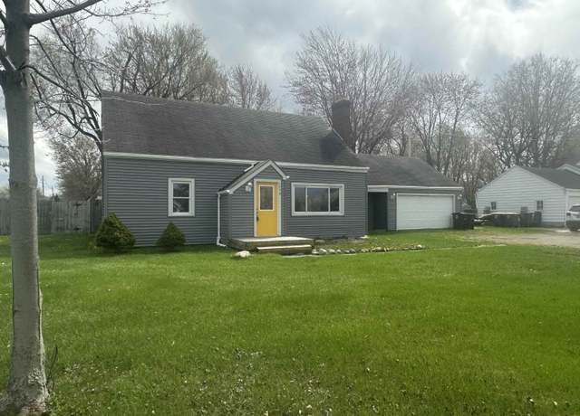 Property at 7758 Saint Joe Center Rd, Fort Wayne, IN 46835, 4 beds, 1.5 baths
