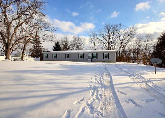 Property at 925 W King St, Garrett, IN 46738, 3 beds, 2 baths