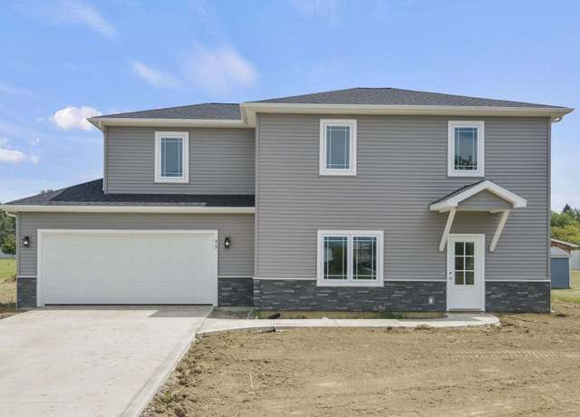 Property at 95 Memory Ln, Bluffton, IN 46714, 3 beds, 2.5 baths