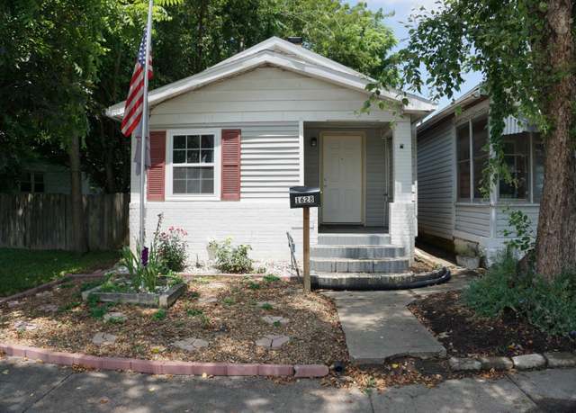 Property at 1628 E Division St, Evansville, IN 47711, 2 beds, 2 baths