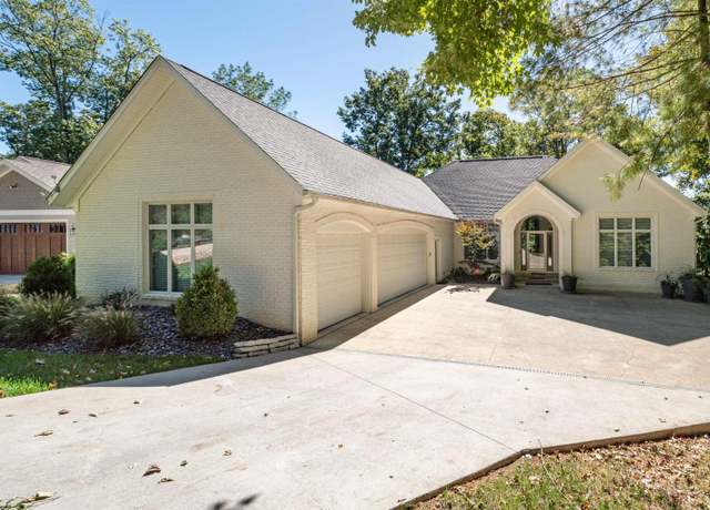 Property at 2826 E Pointe Cove Rd, Bloomington, IN 47401, 4 beds, 3.5 baths