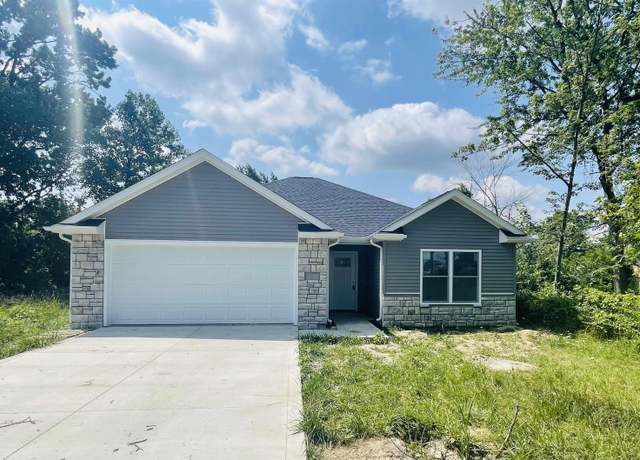 Property at 3630 Wentworth Dr, Fort Wayne, IN 46806, 3 beds, 2 baths