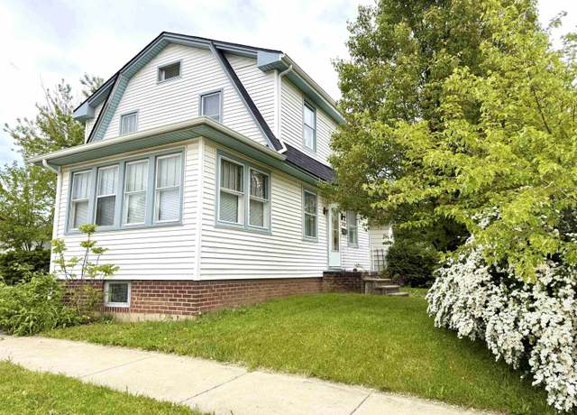 Property at 1838 3rd St, Fort Wayne, IN 46808, 3 beds, 1.5 baths