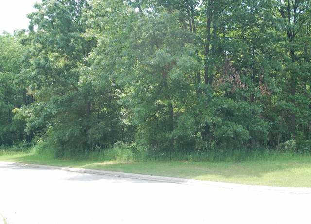 Property at 51322 Christian Dr, South Bend, IN 46628