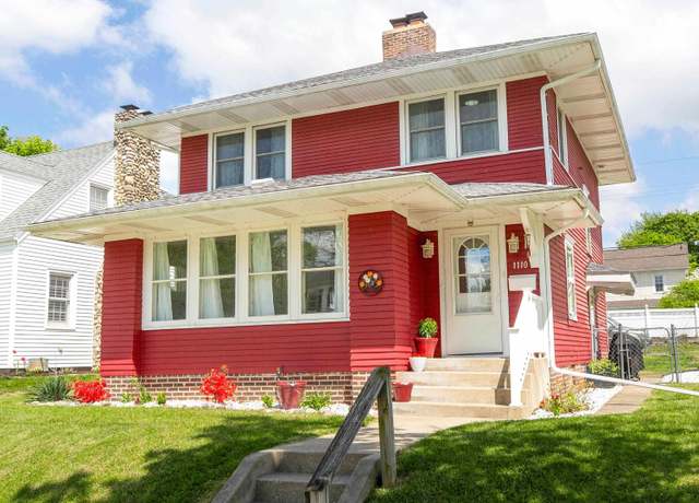 Property at 1110 Foster St, South Bend, IN 46617, 3 beds, 1 bath