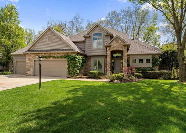 Property at 23306 Bluff Crest Dr. Dr, Elkhart, IN 46516, 6 beds, 3.5 baths
