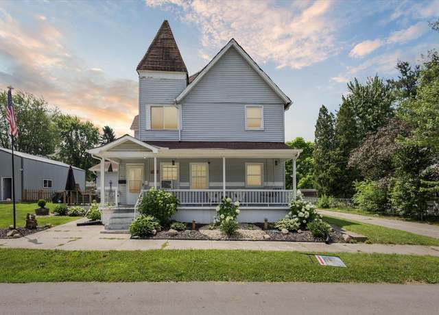 Property at 661 W Jefferson St, Warsaw, IN 46580, 4 beds, 2 baths