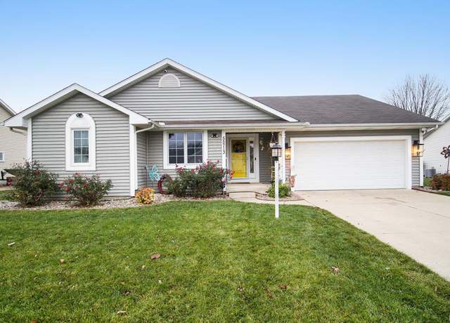 Property at 55713 Black Pheasant Dr, Osceola, IN 46561, 4 beds, 2.5 baths