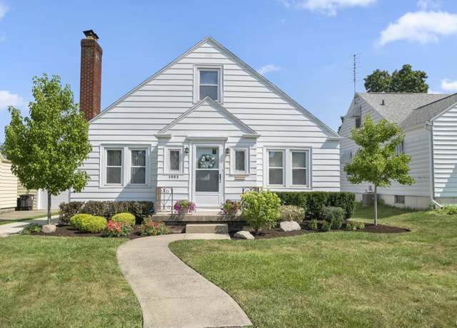 Property at 1903 Glenwood Ave, Fort Wayne, IN 46805, 3 beds, 1 bath