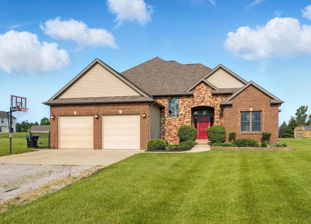 Property at 1055 N 200 E, Angola, IN 46703, 3 beds, 3 baths