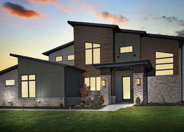 Property at 10491 Beaugreen Cv, Leo, IN 46765, 5 beds, 2.5 baths