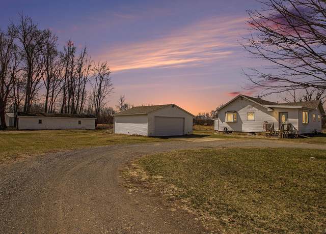 Property at 13272 Day Rd, Mishawaka, IN 46545, 3 beds, 1 bath