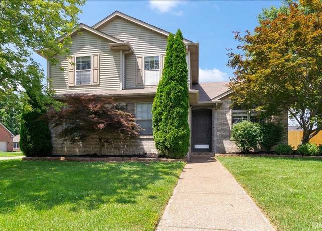 Property at 6700 Oak View Ct, Newburgh, IN 47630, 3 beds, 2.5 baths
