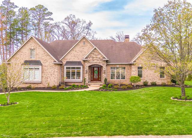 Property at 14134 Worthington Ct, Evansville, IN 47725, 3 beds, 5 baths