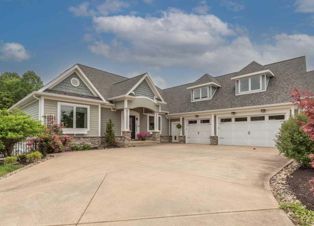 Property at 2921 E Kylie Ct, Bloomington, IN 47401, 5 beds, 4.5 baths