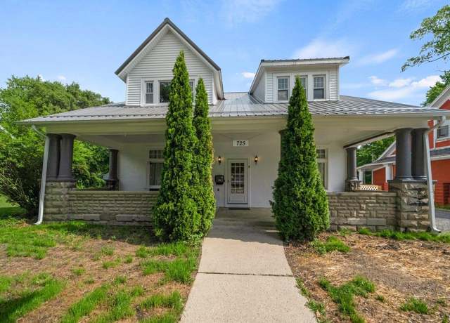 Property at 725 E Fort Wayne St, Warsaw, IN 46580, 4 beds, 3.5 baths