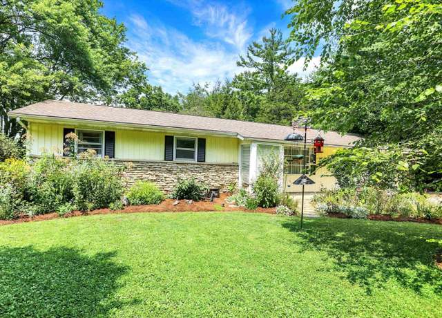 Property at 3525 E Bluebird Ln, Bloomington, IN 47401, 3 beds, 1.5 baths