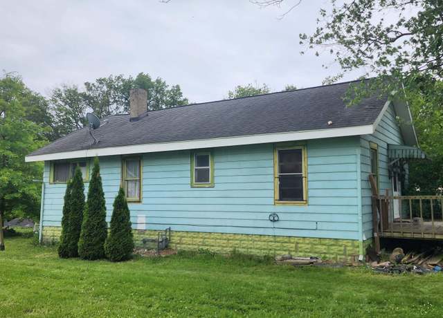 Property at 1610 N Jay St, Kokomo, IN 46901, 2 beds, 1 bath