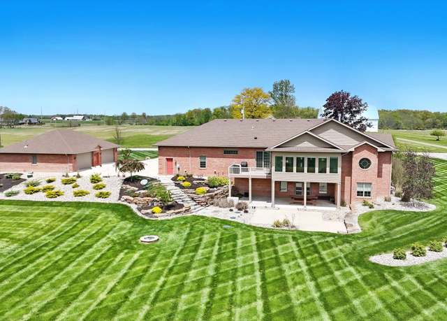 Property at 8628 Garman Rd, Leo, IN 46765, 4 beds, 3.5 baths