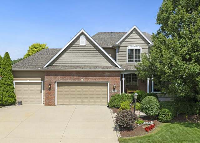 Property at 13432 Veracruz Dr, Fort Wayne, IN 46814, 4 beds, 3 baths