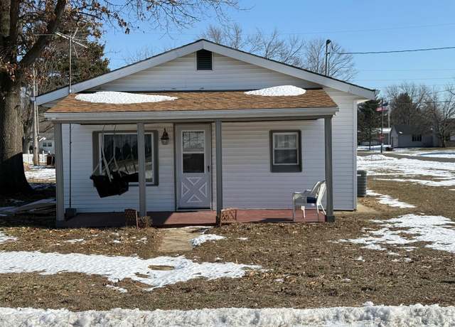 Property at 201 S Wabash Ave, Worthington, IN 47471, 3 beds, 1 bath