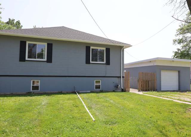 Property at 3401 Geneva St, Fort Wayne, IN 46802, 4 beds, 2 baths