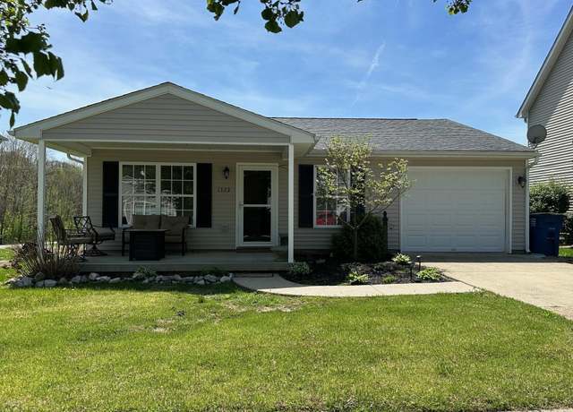 Property at 1322 Zollman Ave Ave, Bedford, IN 47421, 3 beds, 1 bath