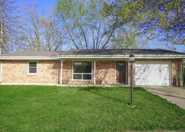 Property at 1330 Viking Dr, South Bend, IN 46628, 4 beds, 1 bath