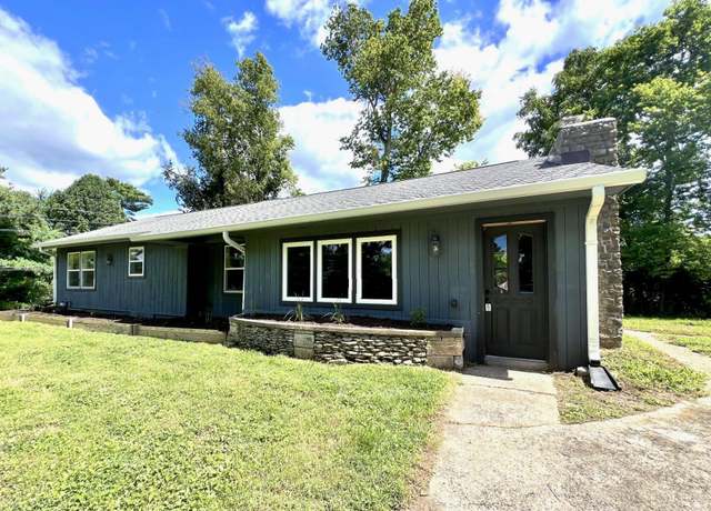Property at 1700 E Moffett Ln, Bloomington, IN 47401, 3 beds, 2.5 baths