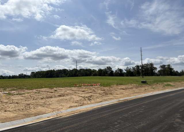Property at 1014 Saddlebrooke Cir, Chandler, IN 47610
