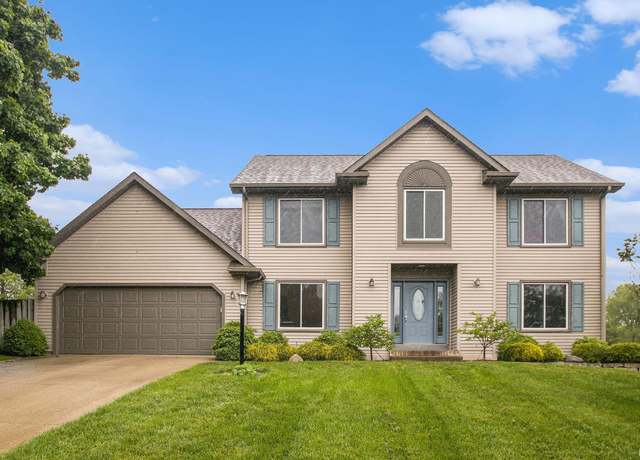 Property at 512 Horizon Dr, Middlebury, IN 46540, 5 beds, 3.5 baths