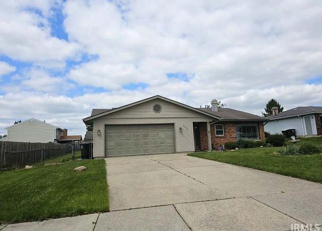 Property at 4415 Richfield Ln, Fort Wayne, IN 46816, 3 beds, 1.5 baths