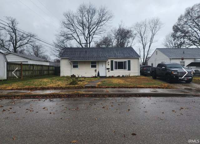 Property at 1133 S Frederick St, Evansville, IN 47714, 3 beds, 1 bath