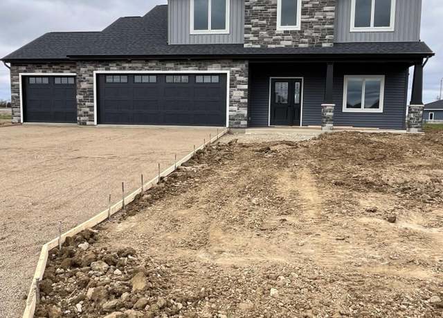 Property at 110 Fox Trail Dr, Auburn, IN 46706, 4 beds, 3.5 baths
