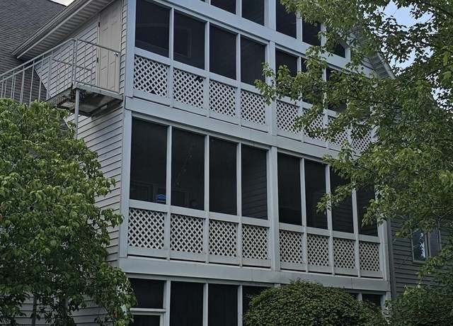 Property at 1376 S College Mall Rd, Bloomington, IN 47401, 2 beds, 2 baths