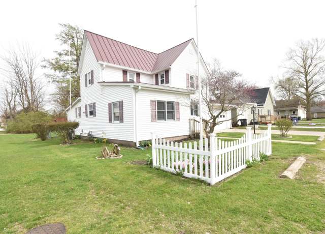 Property at 303 N Polk Ave, Fowler, IN 47944, 3 beds, 1.5 baths