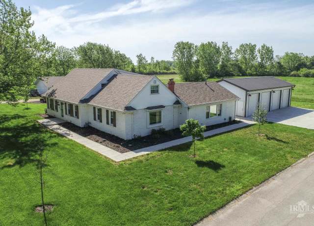 Property at 1809 E Royerton Rd, Muncie, IN 47303, 5 beds, 3.5 baths