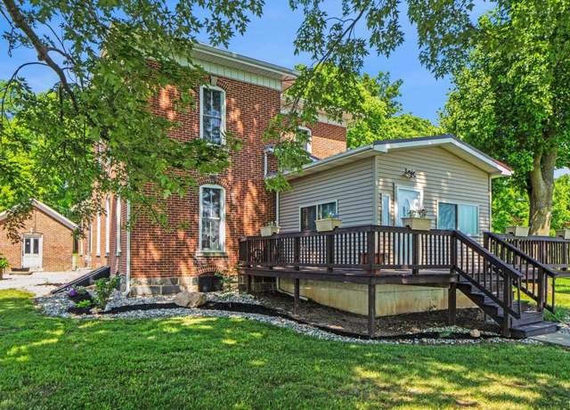 Property at 3175 N 250 Rd, Columbia City, IN 46725, 4 beds, 2.5 baths