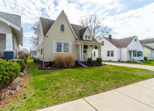 Property at 1620 Fairhill Rd, Fort Wayne, IN 46808, 3 beds, 1 bath
